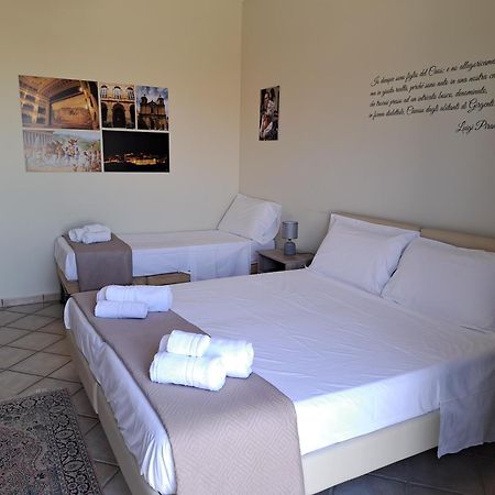 B&B La Terrazza Degli Scrittori 라칼무토 외부 사진
