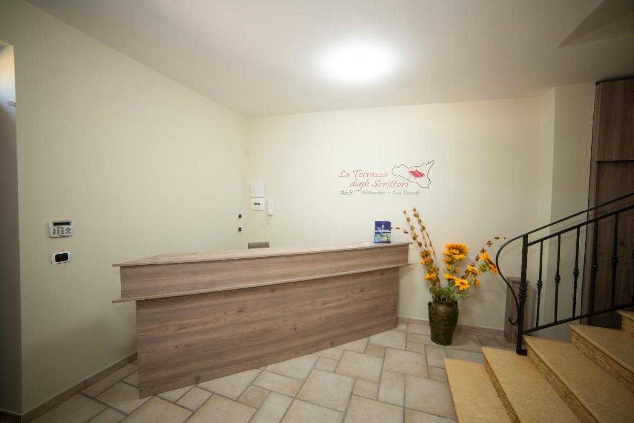 B&B La Terrazza Degli Scrittori 라칼무토 외부 사진