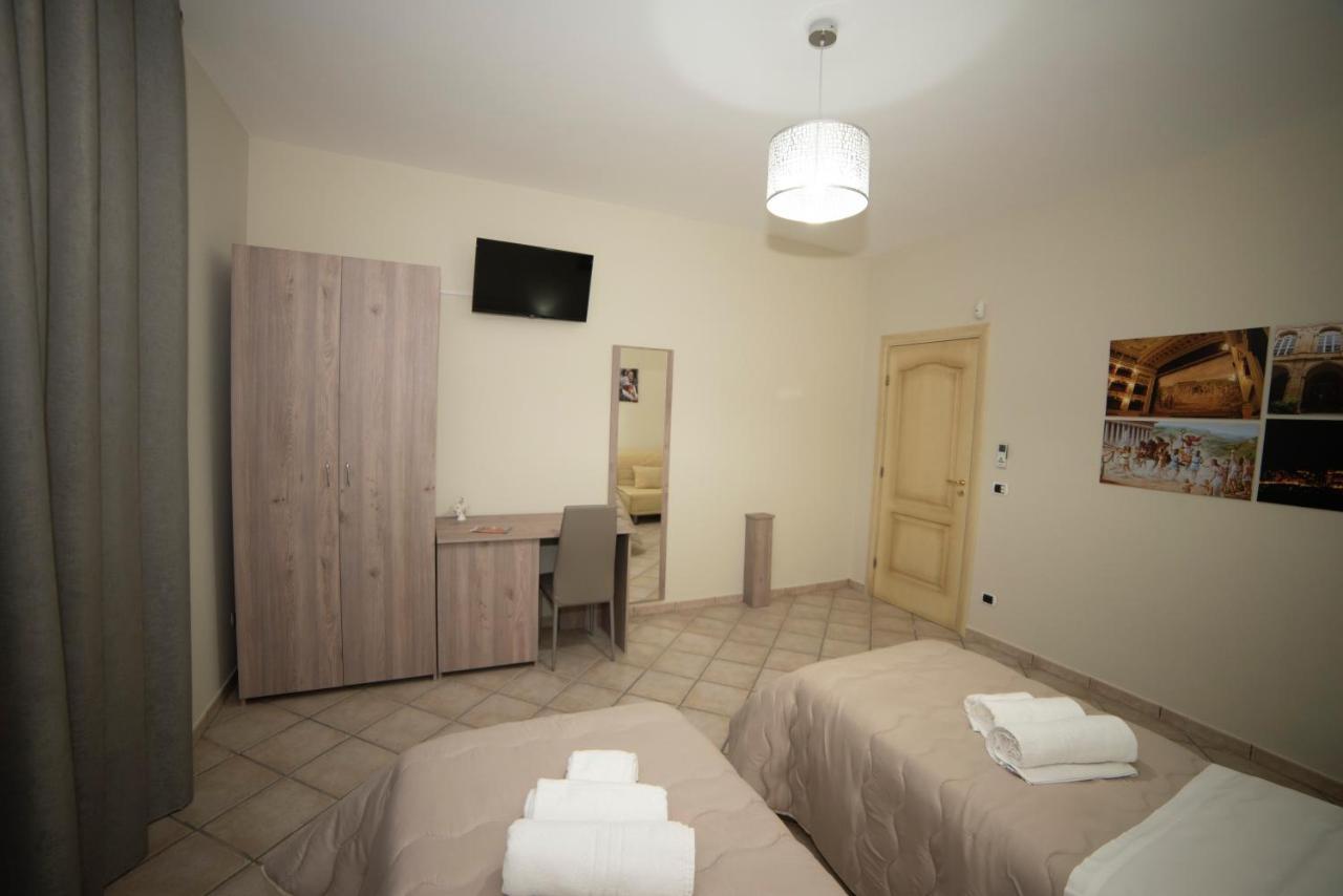 B&B La Terrazza Degli Scrittori 라칼무토 외부 사진