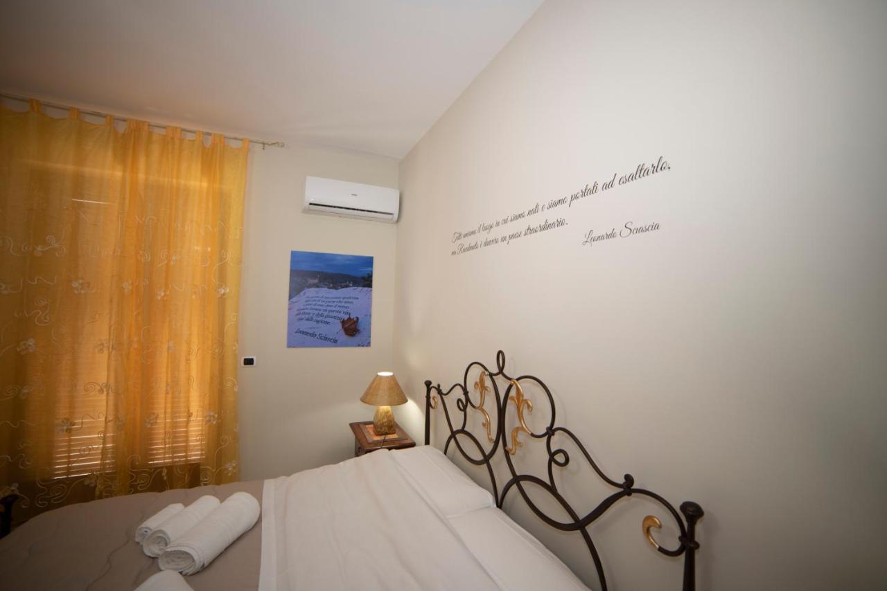 B&B La Terrazza Degli Scrittori 라칼무토 외부 사진