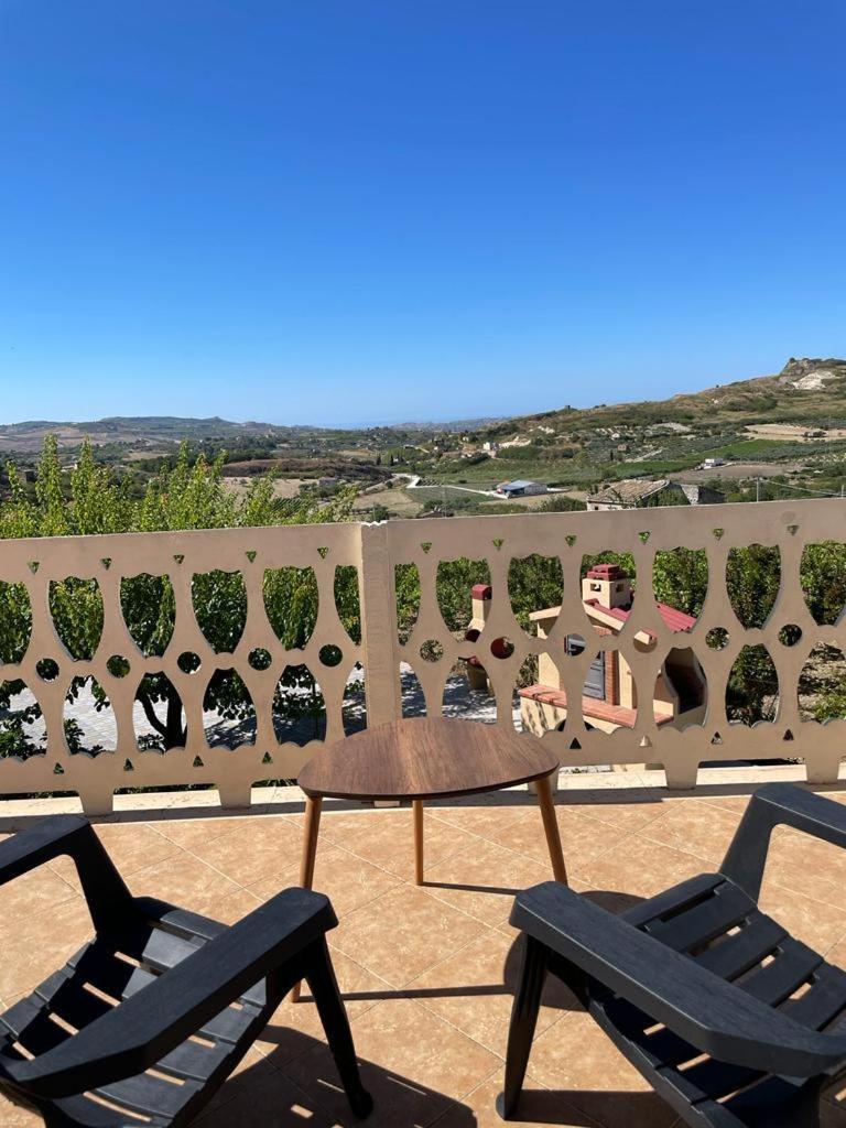 B&B La Terrazza Degli Scrittori 라칼무토 외부 사진