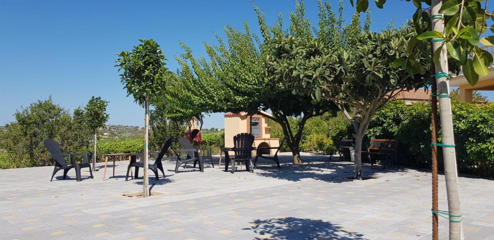 B&B La Terrazza Degli Scrittori 라칼무토 외부 사진